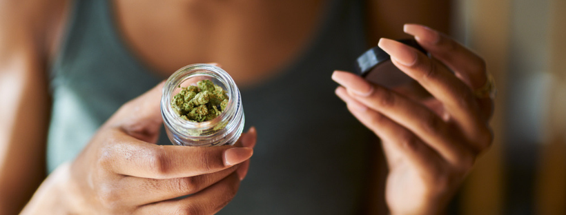 Buying Weed Online vs. Locally: Which Option Is Better For Me?